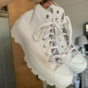 WOMEN'S CONVERSE CHUCK TAYLOR ALL STAR LUGGED PLATFORM SNEAKERS